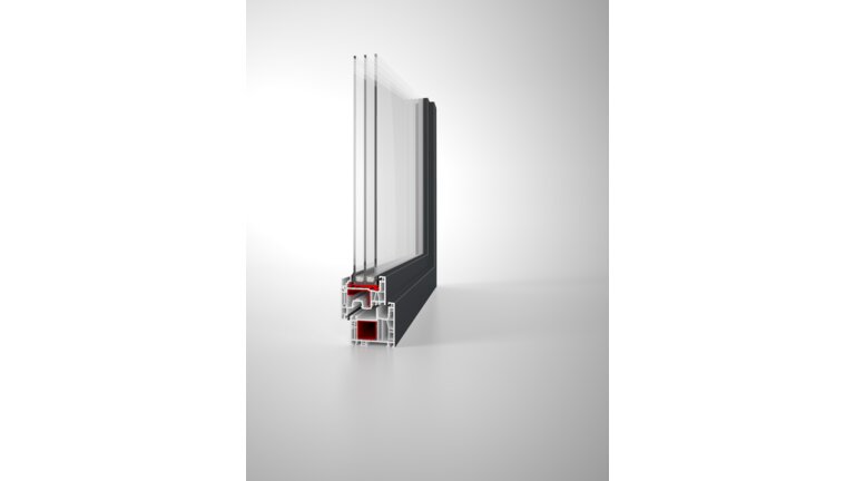 Ein Querschnitt von Novo MD S fv. Man sieht das Innere des Fensters sowie Teile der Hülle in dunklem Grau